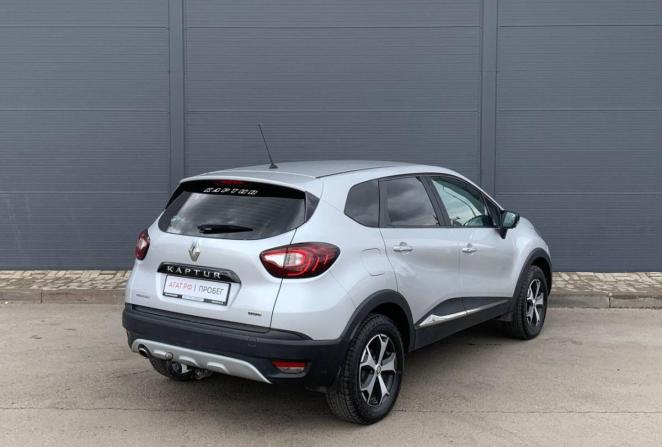 Renault Kaptur I с пробегом 2019 года, цена 1 495 000 рублей, 123201 км, внедорожник, Автокод Объявления
