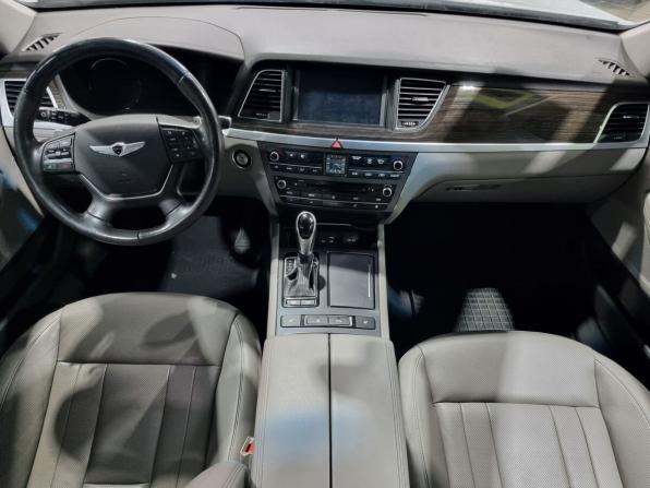 Hyundai Genesis II с пробегом 2014 года, цена 1 599 000 рублей, 145000 км, седан, Автокод Объявления