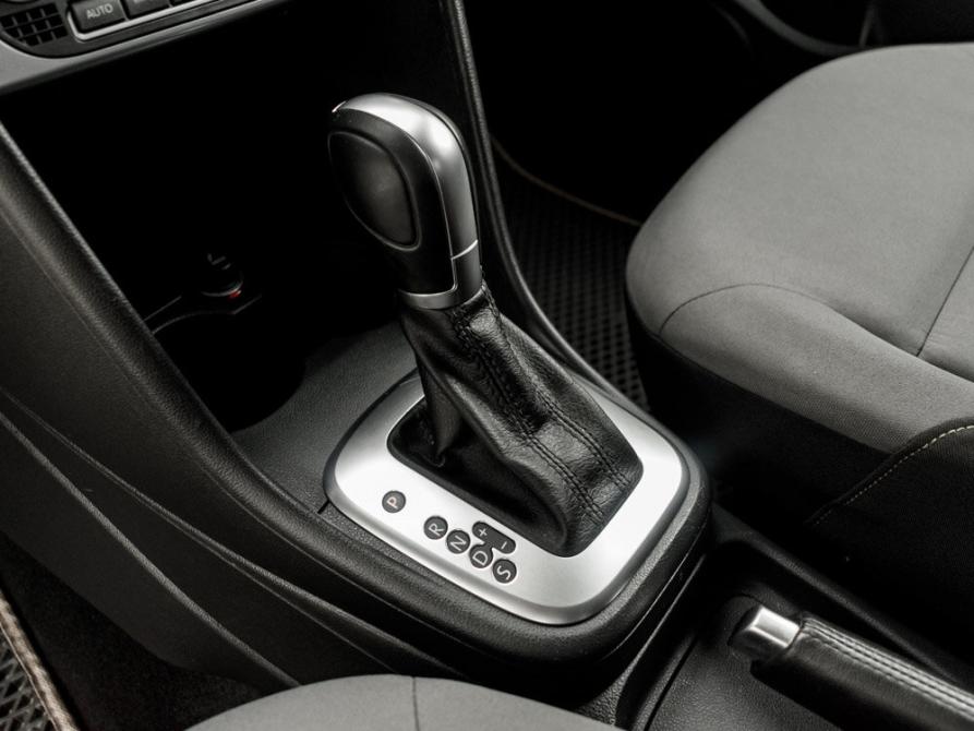 Volkswagen Polo V Рестайлинг Екатеринбург  - изображение 21