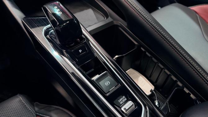 Geely Coolray I Рестайлинг с пробегом 2023 года, цена 2 170 000 рублей, 45000 км, внедорожник, Автокод Объявления