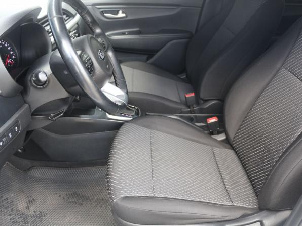 Kia Rio IV с пробегом 2018 года, цена 1 230 000 рублей, 170591 км, седан, Автокод Объявления