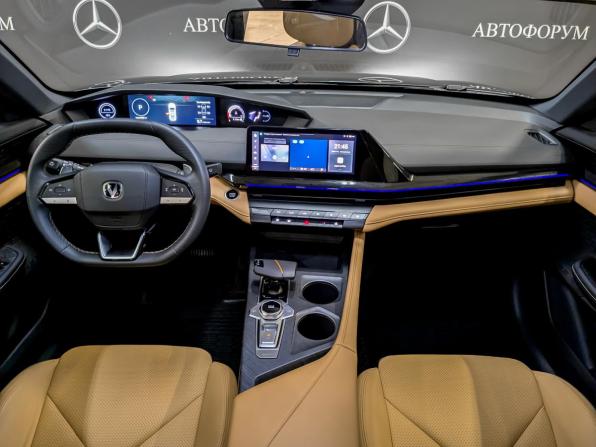 Changan UNI-V I с пробегом 2023 года, цена 2 190 000 рублей, 24964 км, лифтбек, Автокод Объявления