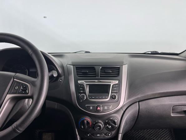 Hyundai Solaris I Рестайлинг с пробегом 2014 года, цена 935 000 рублей, 149311 км, хэтчбек, Автокод Объявления