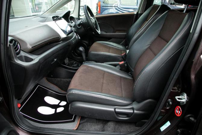 Honda Fit Shuttle I с пробегом 2012 года, цена 815 000 рублей, 189577 км, универсал, Автокод Объявления