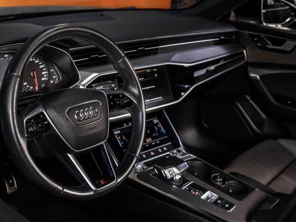 Audi A6 V (C8) с пробегом 2018 года, цена 3 050 000 рублей, 286784 км, универсал, Автокод Объявления