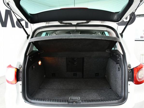 Volkswagen Tiguan I с пробегом 2011 года, цена 997 000 рублей, 252000 км, внедорожник, Автокод Объявления