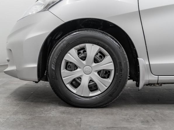 Honda Freed I Рестайлинг с пробегом 2012 года, цена 1 055 000 рублей, 176273 км, компактвэн, Автокод Объявления