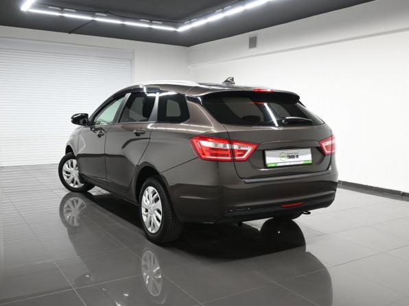 Lada (ВАЗ) Vesta I с пробегом 2018 года, цена 1 075 000 рублей, 118168 км, универсал, Автокод Объявления