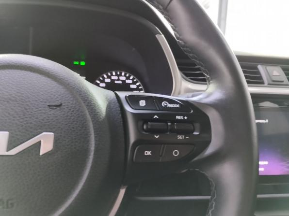 Kia Rio IV Рестайлинг с пробегом 2021 года, цена 1 720 000 рублей, 87438 км, хэтчбек, Автокод Объявления