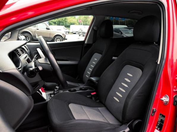 Kia Ceed II с пробегом 2014 года, цена 846 000 рублей, 235000 км, хэтчбек, Автокод Объявления