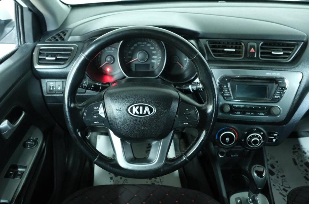 Kia Rio III Омск  - изображение 11