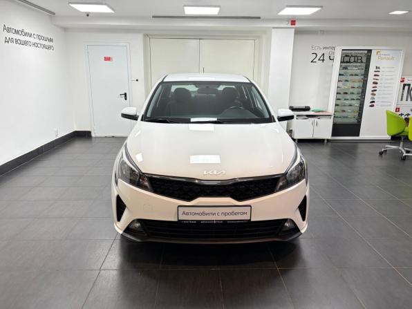 Kia Rio IV Рестайлинг с пробегом 2021 года, цена 1 418 000 рублей, 83197 км, седан, Автокод Объявления