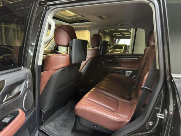 Lexus LX III Рестайлинг 2 с пробегом 2018 года, цена 10 697 000 рублей, 83204 км, внедорожник, Автокод Объявления