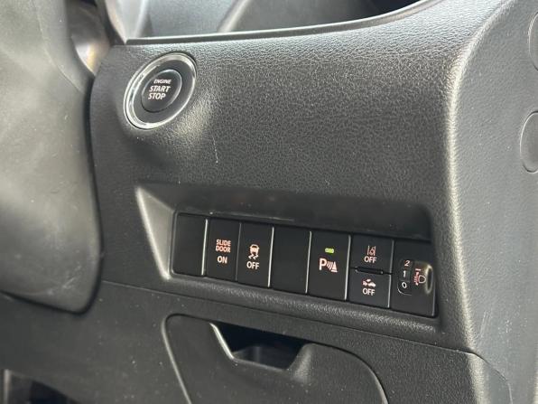 Suzuki Solio III с пробегом 2019 года, цена 920 000 рублей, 113037 км, минивэн, Автокод Объявления