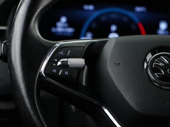Skoda Rapid II с пробегом 2020 года, цена 1 645 055 рублей, 44987 км, лифтбек, Автокод Объявления