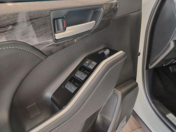 Toyota Highlander IV (XU70) с пробегом 2025 года, цена 5 450 000 рублей, 35 км, внедорожник, Автокод Объявления