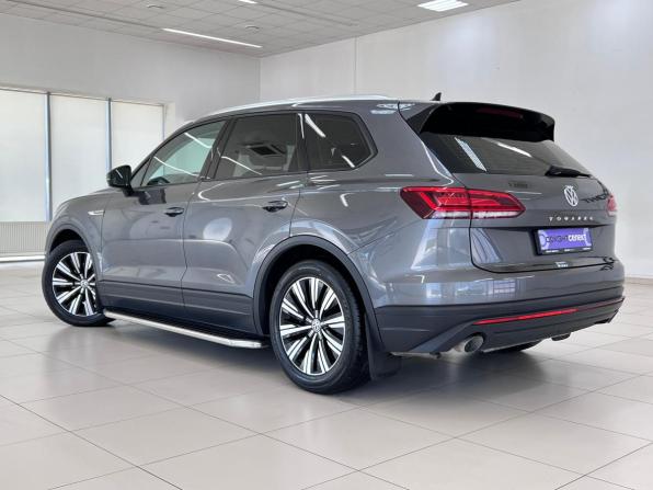 Volkswagen Touareg III с пробегом 2018 года, цена 3 565 000 рублей, 216880 км, внедорожник, Автокод Объявления