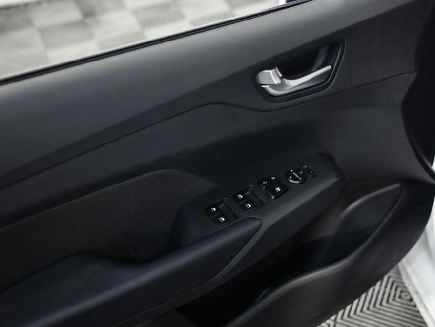 Hyundai Solaris II Рестайлинг Санкт-Петербург  - изображение 16
