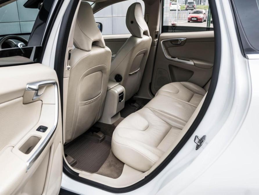 Volvo XC60 I Рестайлинг Новороссийск  - изображение 11
