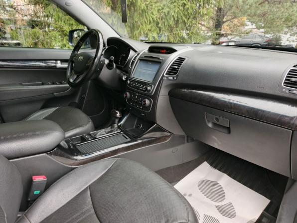 Kia Sorento II Рестайлинг с пробегом 2015 года, цена 1 620 000 рублей, 172669 км, внедорожник, Автокод Объявления