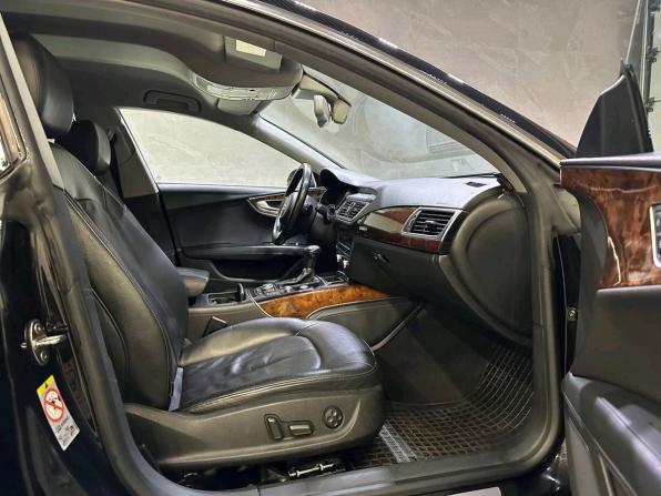 Audi A7 I (4G) с пробегом 2010 года, цена 1 199 000 рублей, 277232 км, лифтбек, Автокод Объявления