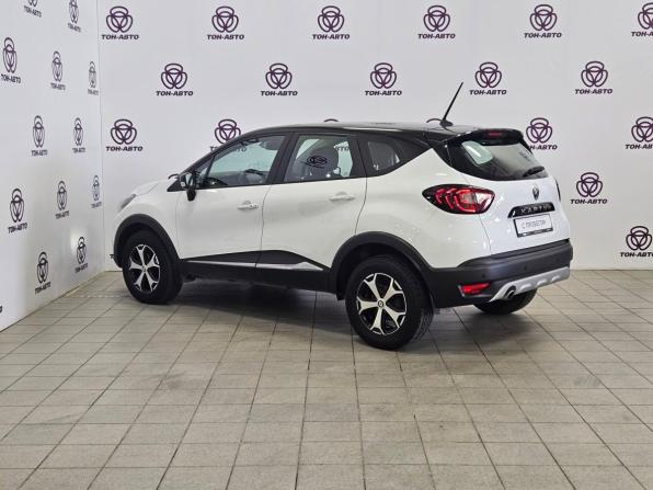 Renault Kaptur I Рестайлинг с пробегом 2021 года, цена 1 539 000 рублей, 84232 км, внедорожник, Автокод Объявления