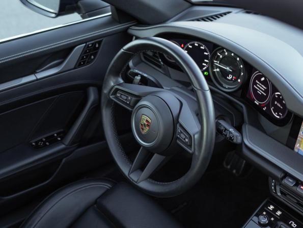 Porsche 911 VIII (992) с пробегом 2021 года, цена 12 999 900 рублей, 21601 км, купе, Автокод Объявления