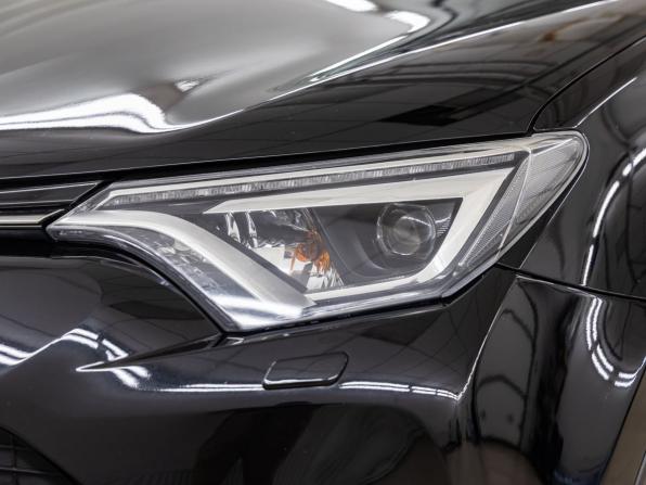Toyota RAV4 IV (XA40) Рестайлинг с пробегом 2019 года, цена 1 948 000 рублей, 291021 км, внедорожник, Автокод Объявления