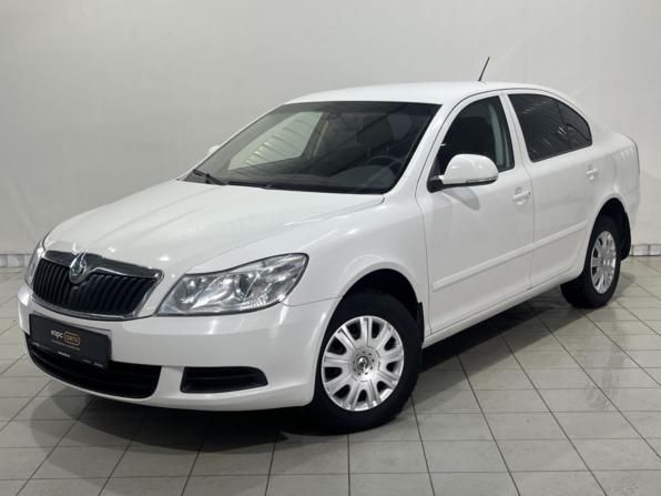 Skoda Octavia II (A5) Рестайлинг с пробегом 2012 года, цена 806 700 рублей, 183251 км, лифтбек, Автокод Объявления