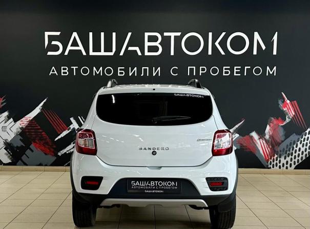 Renault Sandero II Рестайлинг с пробегом 2020 года, цена 1 340 000 рублей, 74271 км, хэтчбек, Автокод Объявления