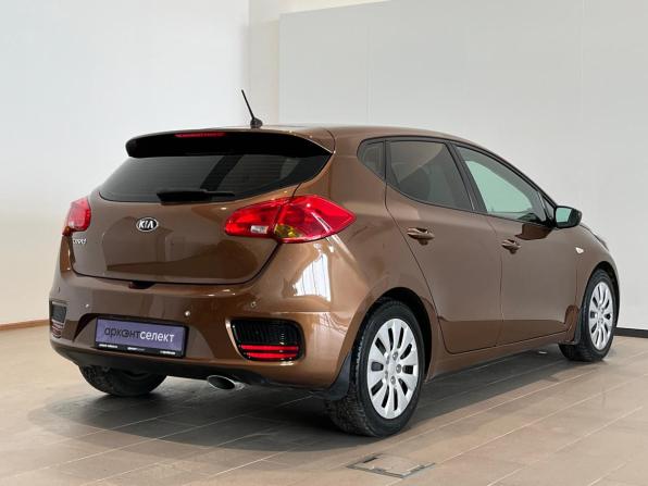 Kia Ceed II Рестайлинг с пробегом 2016 года, цена 1 270 000 рублей, 135413 км, хэтчбек, Автокод Объявления