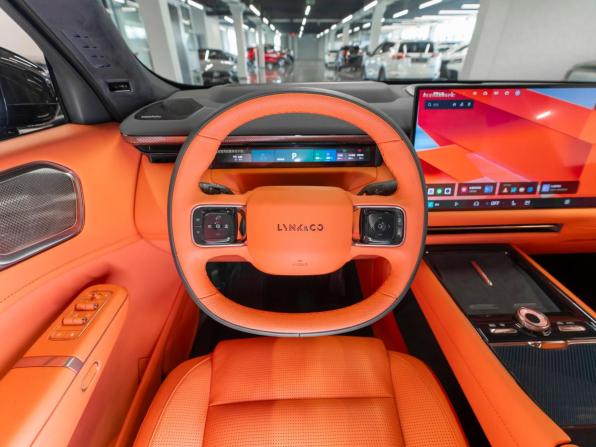 Lynk &amp; Co 900 с пробегом 2025 года, цена 7 700 000 рублей, 50 км, внедорожник, Автокод Объявления