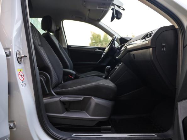 Volkswagen Tiguan II с пробегом 2018 года, цена 2 399 000 рублей, 124000 км, внедорожник, Автокод Объявления