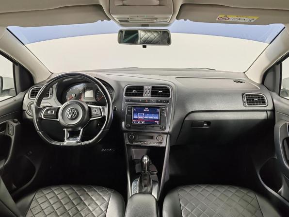 Volkswagen Polo V Рестайлинг с пробегом 2019 года, цена 1 175 000 рублей, 112007 км, седан, Автокод Объявления
