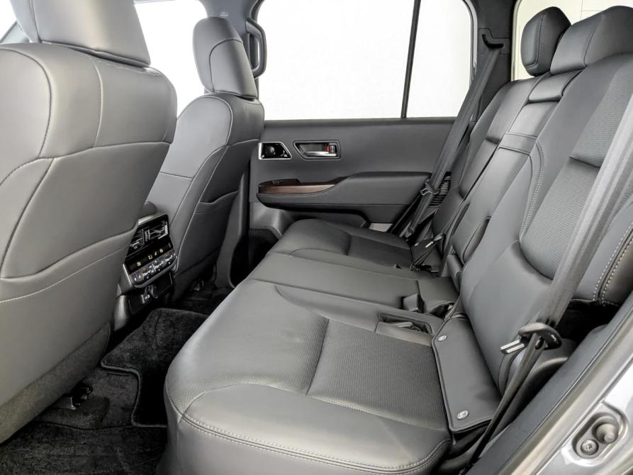 Toyota Land Cruiser 300 Series Москва  - изображение 12