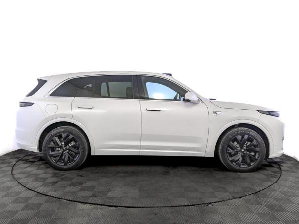 Li Auto (Lixiang) L7 I с пробегом 2023 года, цена 5 390 000 рублей, 51201 км, внедорожник, Автокод Объявления