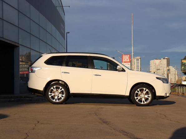 Mitsubishi Outlander III с пробегом 2012 года, цена 1 230 000 рублей, 254231 км, внедорожник, Автокод Объявления