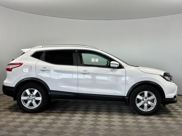 Nissan Qashqai II с пробегом 2017 года, цена 1 870 000 рублей, 103892 км, внедорожник, Автокод Объявления