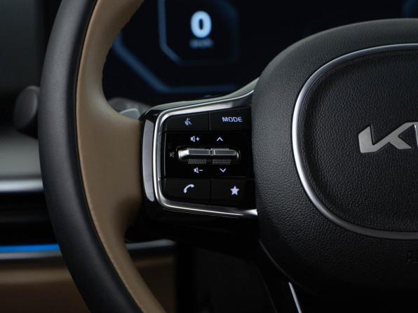 Kia Sorento IV Рестайлинг с пробегом 2024 года, цена 6 049 999 рублей, 3460 км, внедорожник, Автокод Объявления