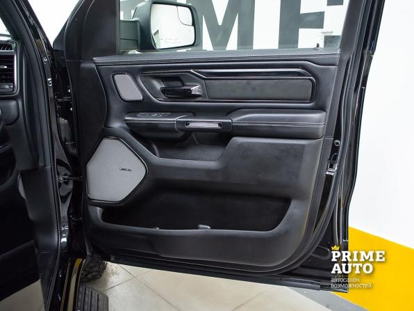 Ram 1500 V Рестайлинг с пробегом 2025 года, цена 9 299 000 рублей, 48 км, offers.body_type.unknown, Автокод Объявления