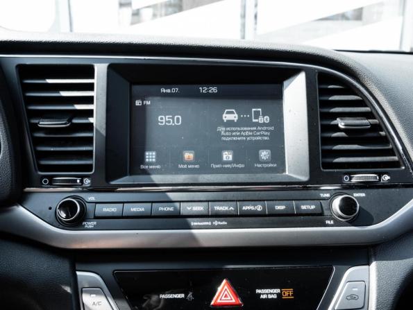 Hyundai Elantra VI (AD) с пробегом 2017 года, цена 1 188 000 рублей, 127944 км, седан, Автокод Объявления