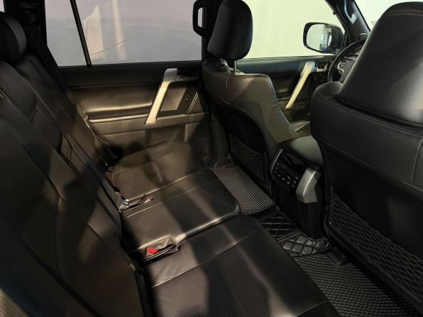 Toyota Land Cruiser Prado 150 Series Рестайлинг 3 с пробегом 2021 года, цена 9 400 000 рублей, 126332 км, внедорожник, Автокод Объявления