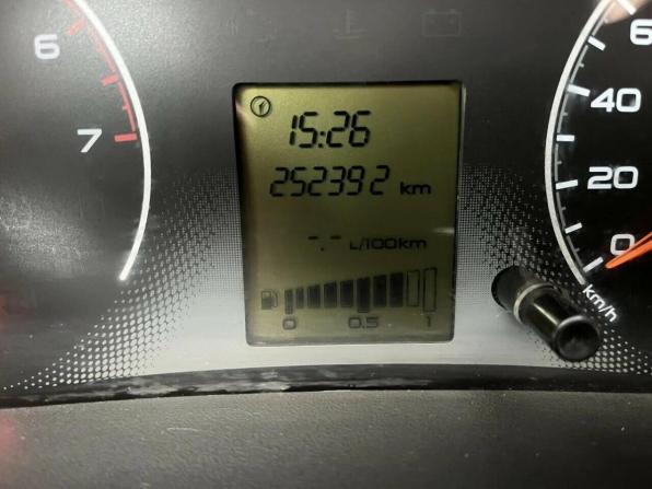 Lada (ВАЗ) Granta I с пробегом 2013 года, цена 210 000 рублей, 252389 км, седан, Автокод Объявления
