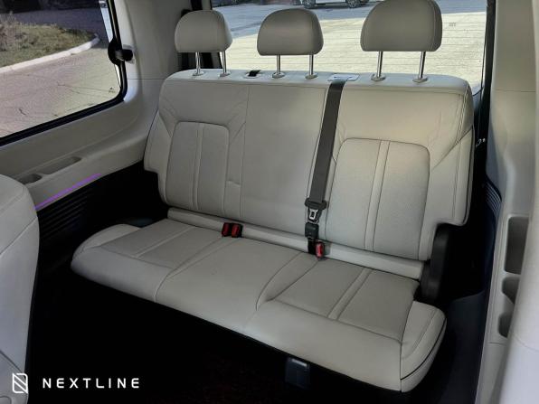Hyundai Staria I с пробегом 2025 года, цена 8 990 000 рублей, 14900 км, минивэн, Автокод Объявления