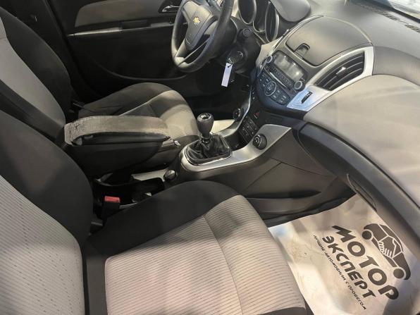 Chevrolet Cruze I Рестайлинг с пробегом 2013 года, цена 675 000 рублей, 174099 км, седан, Автокод Объявления