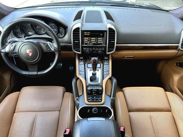 Porsche Cayenne II (958) с пробегом 2011 года, цена 1 990 000 рублей, 198351 км, внедорожник, Автокод Объявления