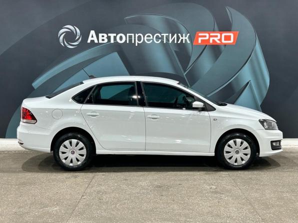 Volkswagen Polo V Рестайлинг с пробегом 2020 года, цена 1 177 000 рублей, 59500 км, седан, Автокод Объявления