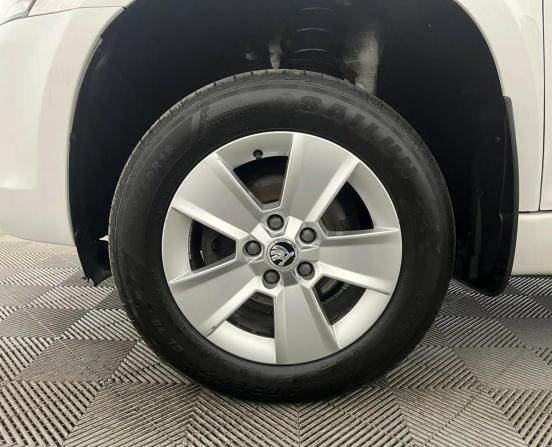 Skoda Yeti I Рестайлинг с пробегом 2014 года, цена 1 169 000 рублей, 108091 км, внедорожник, Автокод Объявления