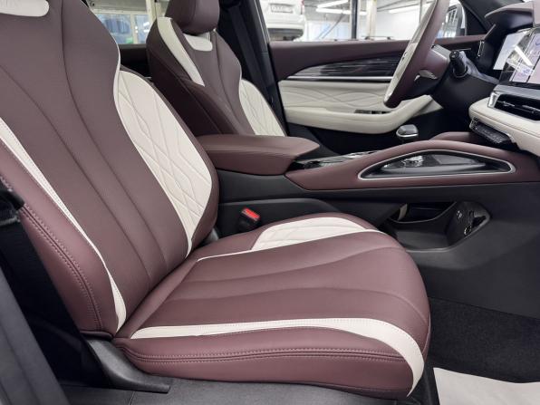 Geely Monjaro I с пробегом 2024 года, цена 3 720 000 рублей, 87 км, внедорожник, Автокод Объявления
