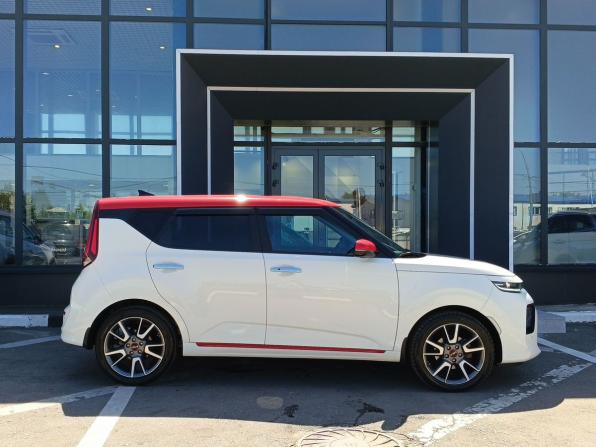 Kia Soul III с пробегом 2022 года, цена 2 349 000 рублей, 61500 км, хэтчбек, Автокод Объявления